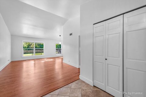 Tiny photo for 1030 Woodbridge Drive, Cary, IL 60013 (MLS # 12483404)