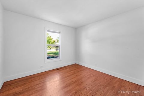 Tiny photo for 1030 Woodbridge Drive, Cary, IL 60013 (MLS # 12483404)