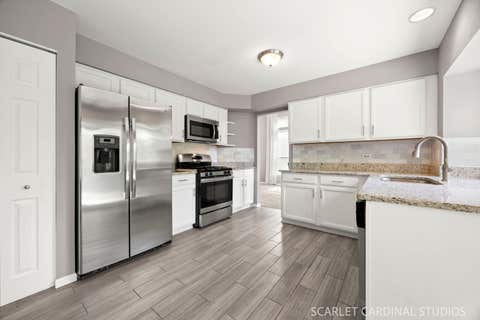 Tiny photo for 130 Periwinkle Lane, Bolingbrook, IL 60490 (MLS # 12718033)