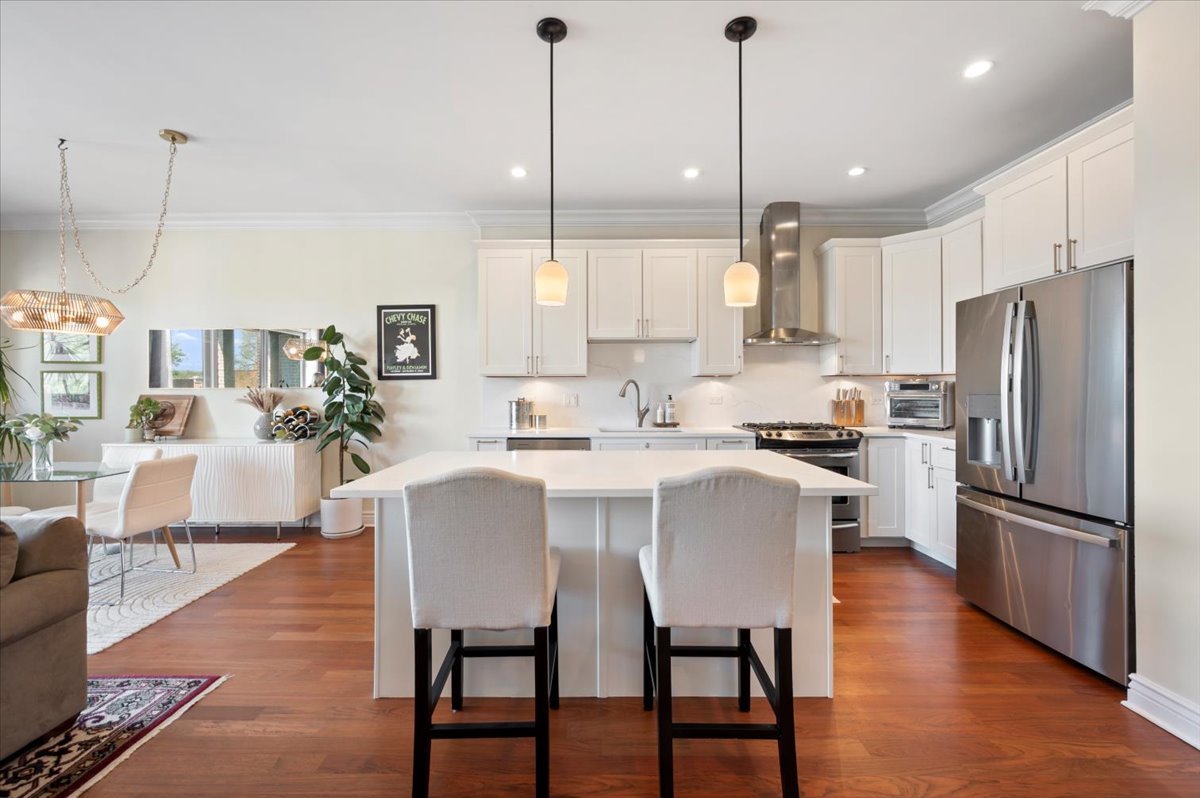 1426 W Irving Park Road 3
