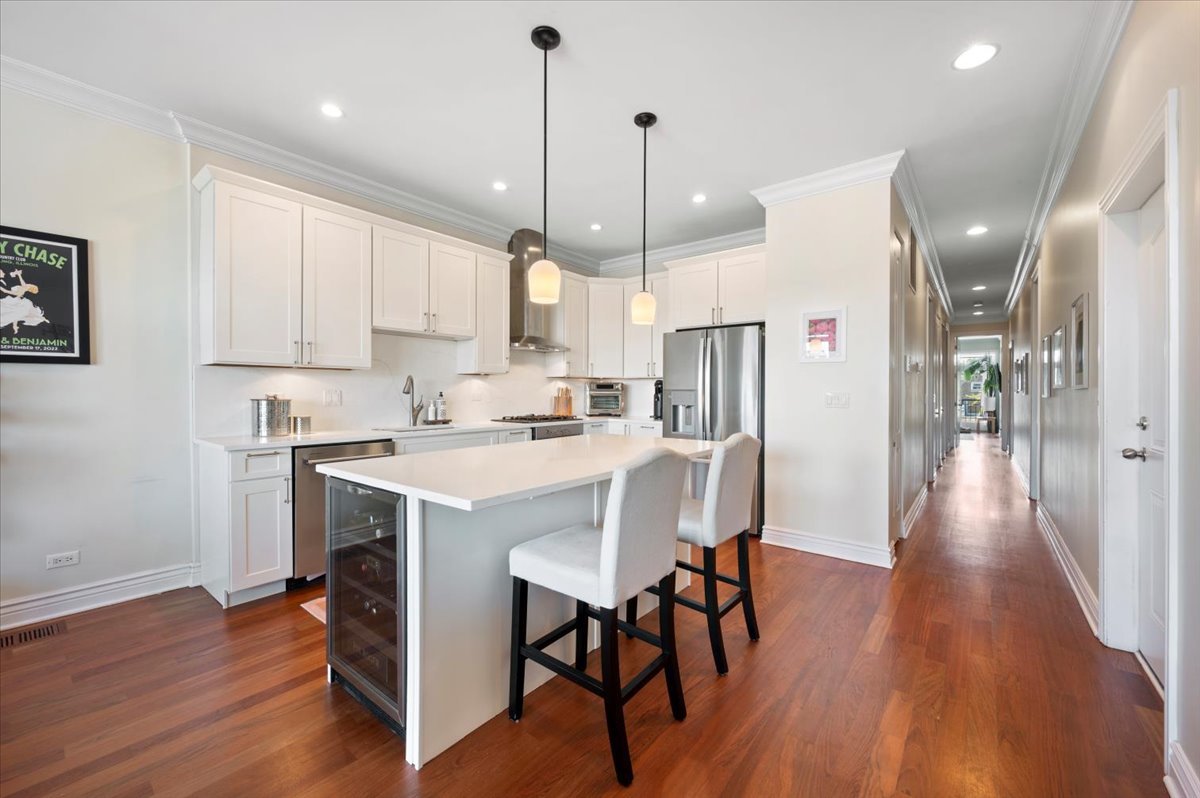 1426 W Irving Park Road 3