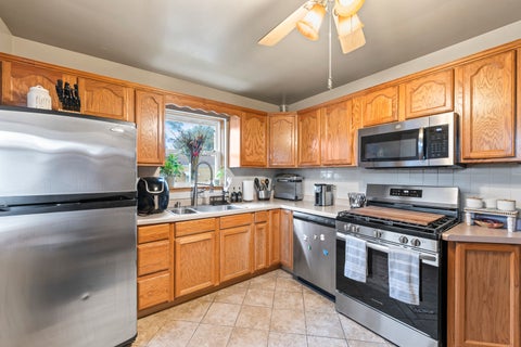 Tiny photo for 5300 S Narragansett Avenue, Chicago, IL 60638 (MLS # 12764485)