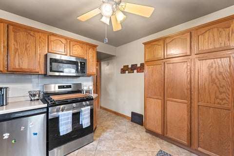 Tiny photo for 5300 S Narragansett Avenue, Chicago, IL 60638 (MLS # 12764485)