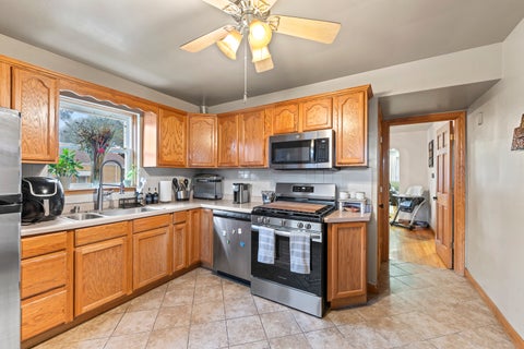 Tiny photo for 5300 S Narragansett Avenue, Chicago, IL 60638 (MLS # 12764485)