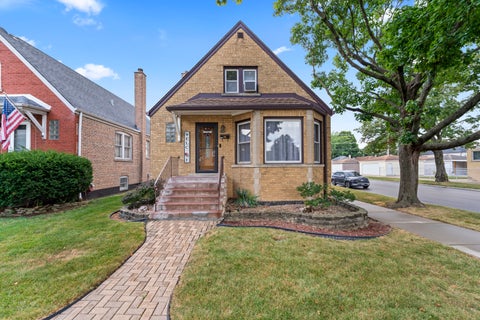 Photo of 5300 S Narragansett Avenue, Chicago, IL 60638 (MLS # 12764485)
