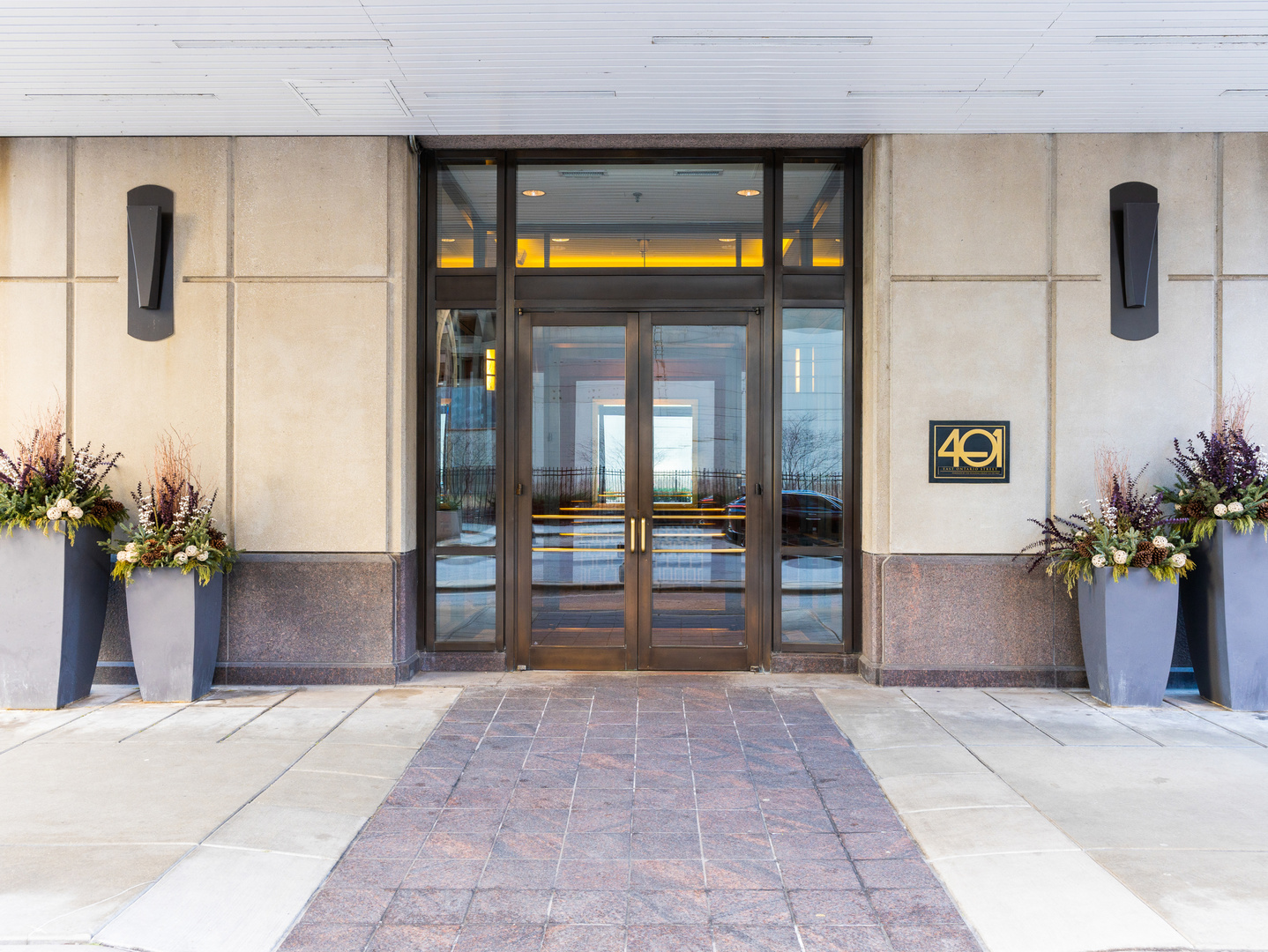 401 E Ontario Street 4206