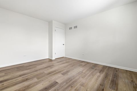 Tiny photo for 15606 Hollyhock Court, Orland Park, IL 60462 (MLS # 12556638)