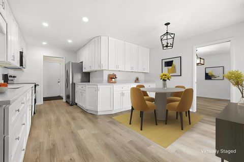 Tiny photo for 15606 Hollyhock Court, Orland Park, IL 60462 (MLS # 12556638)