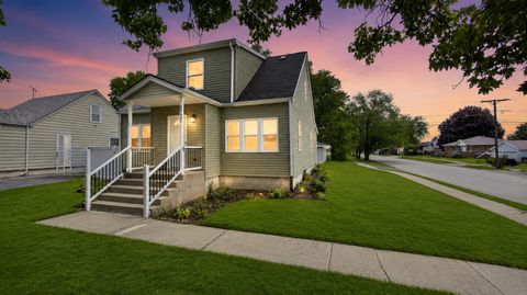 Photo of 9759 Rutherford Avenue, Oak Lawn, IL 60453 (MLS # 12650109)