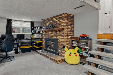 Tiny photo for 5710 N Fillmore Street, Davenport, IA 52806 (MLS # 12738981)