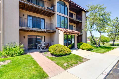 Tiny photo for 21W581 NORTH Avenue #5, Lombard, IL 60148 (MLS # 12693811)