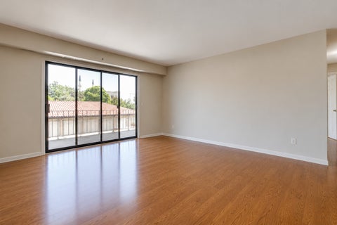 Tiny photo for 21W581 NORTH Avenue #5, Lombard, IL 60148 (MLS # 12693811)