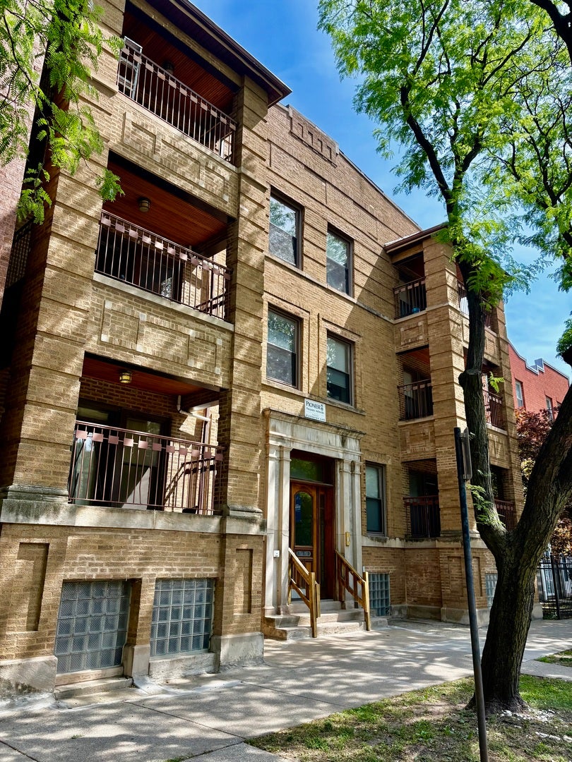 706 E 51st Street