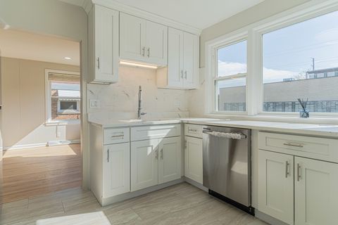 Tiny photo for 342 31st Avenue, Bellwood, IL 60104 (MLS # 12472951)