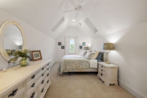 Tiny photo for 17 Ambriance Drive, Burr Ridge, IL 60527 (MLS # 12483298)