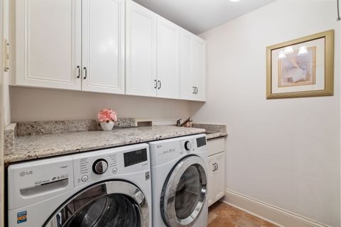 Tiny photo for 17 Ambriance Drive, Burr Ridge, IL 60527 (MLS # 12483298)