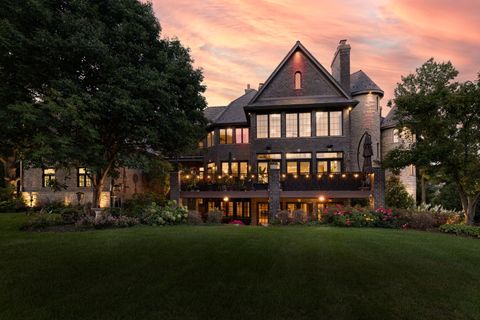 Tiny photo for 17 Ambriance Drive, Burr Ridge, IL 60527 (MLS # 12483298)