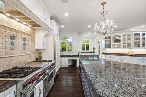 Tiny photo for 17 Ambriance Drive, Burr Ridge, IL 60527 (MLS # 12483298)