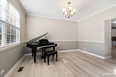 Tiny photo for 436 W Amberside Drive, Elgin, IL 60124 (MLS # 12584593)