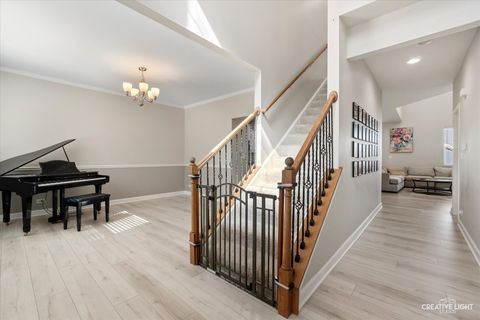 Tiny photo for 436 W Amberside Drive, Elgin, IL 60124 (MLS # 12584593)