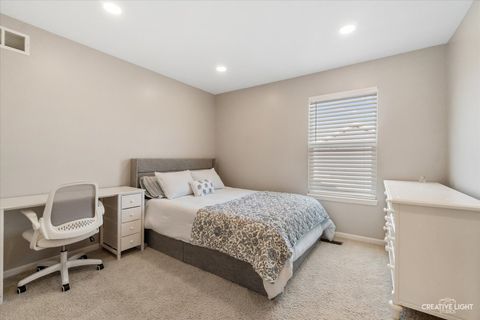 Tiny photo for 436 W Amberside Drive, Elgin, IL 60124 (MLS # 12584593)