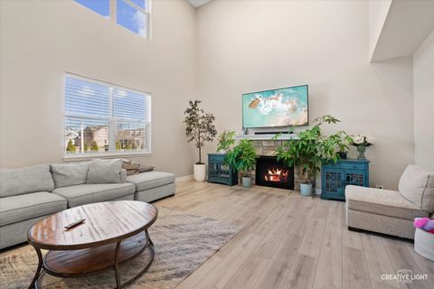 Tiny photo for 436 W Amberside Drive, Elgin, IL 60124 (MLS # 12584593)