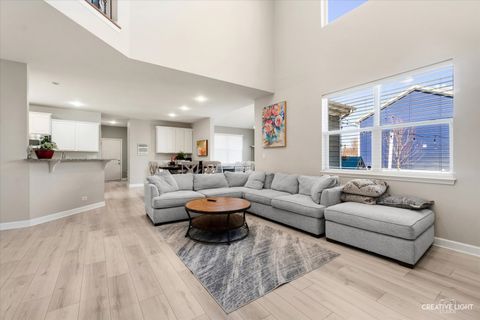 Tiny photo for 436 W Amberside Drive, Elgin, IL 60124 (MLS # 12584593)