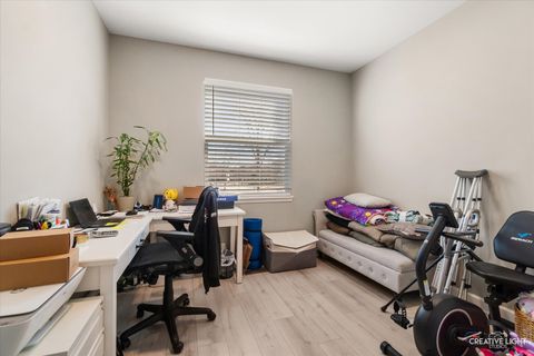 Tiny photo for 436 W Amberside Drive, Elgin, IL 60124 (MLS # 12584593)