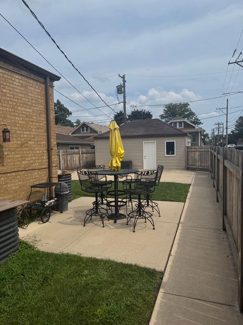 Tiny photo for 2527 Keystone Avenue, North Riverside, IL 60546 (MLS # 12449247)
