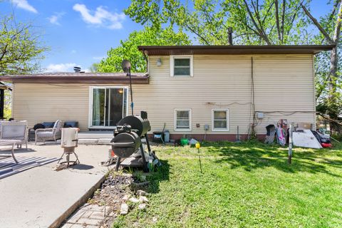 Tiny photo for 17311 Central Park Avenue, Hazel Crest, IL 60429 (MLS # 12631846)
