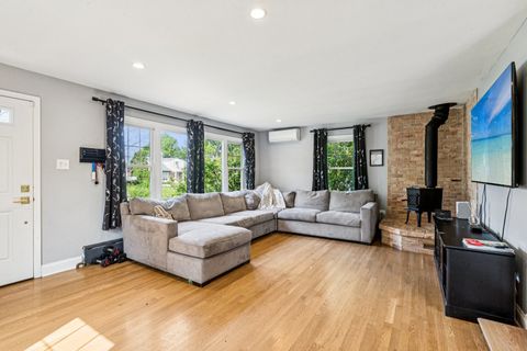 Tiny photo for 1656 Harding Road, Northfield, IL 60093 (MLS # 12430319)