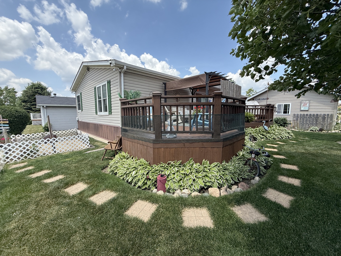 142 Hibiscus Circle