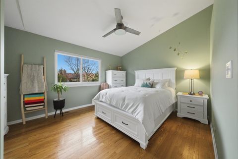 Tiny photo for 8005 Wildwood Lane, Darien, IL 60561 (MLS # 12620766)