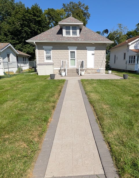Tiny photo for 258 7th Street, Silvis, IL 61282 (MLS # 12721772)