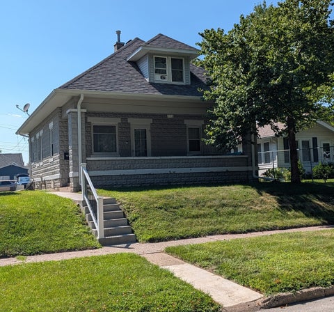 Photo of 258 7th Street, Silvis, IL 61282 (MLS # 12721772)