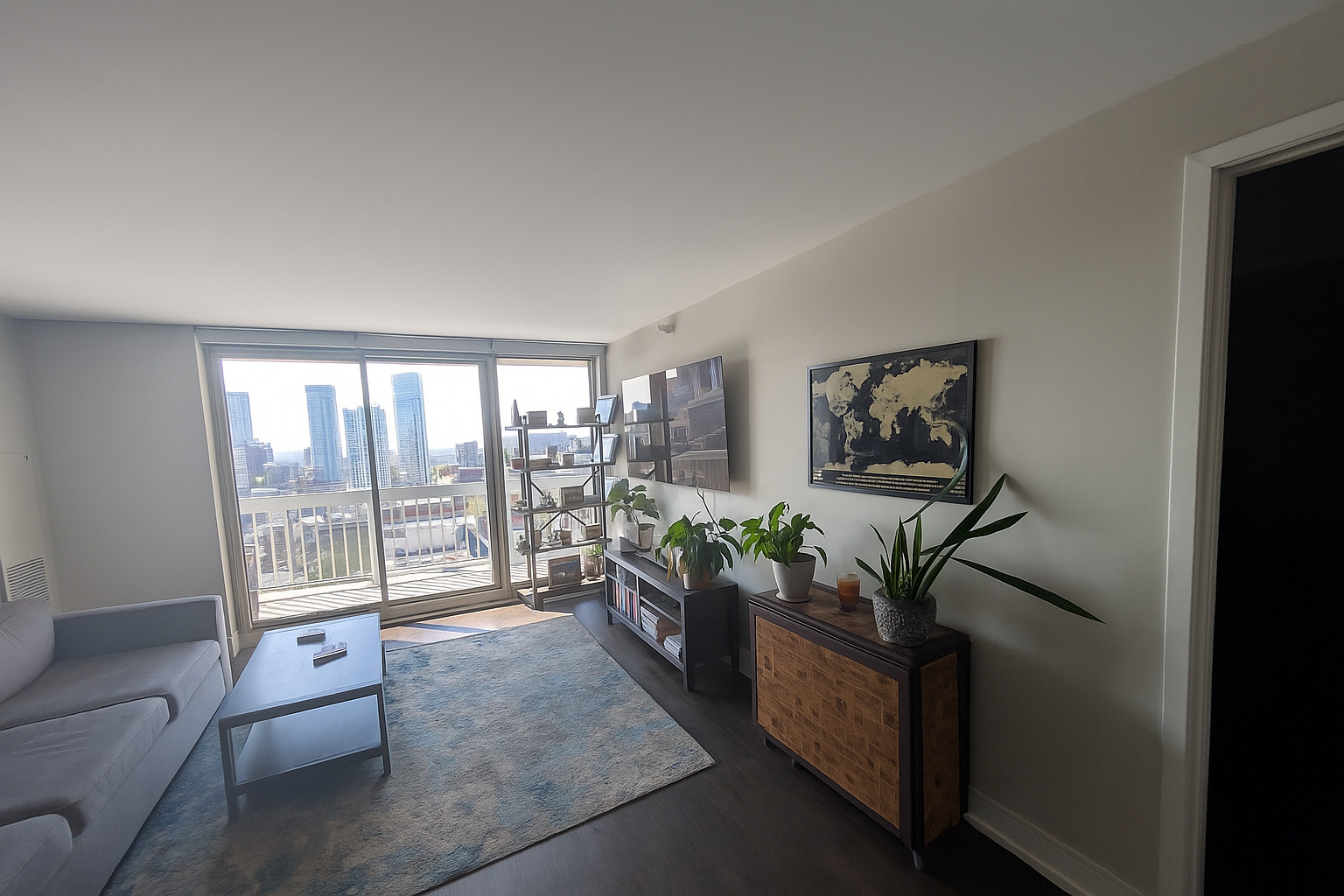 545 N Dearborn Street 2011