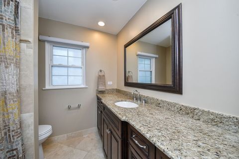 Tiny photo for 522 Deerpath Road, Glen Ellyn, IL 60137 (MLS # 12541404)