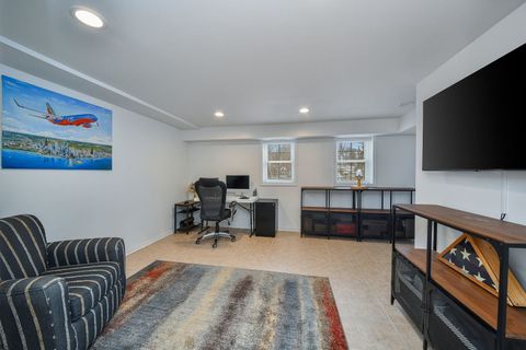 Tiny photo for 522 Deerpath Road, Glen Ellyn, IL 60137 (MLS # 12541404)