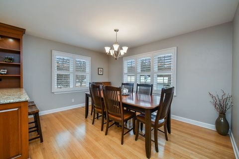 Tiny photo for 522 Deerpath Road, Glen Ellyn, IL 60137 (MLS # 12541404)