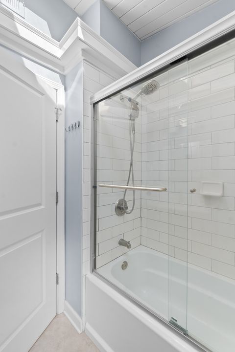 Tiny photo for 8 Rob Road, Mount Prospect, IL 60056 (MLS # 12624144)