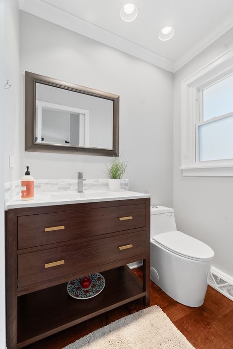 Tiny photo for 8 Rob Road, Mount Prospect, IL 60056 (MLS # 12624144)