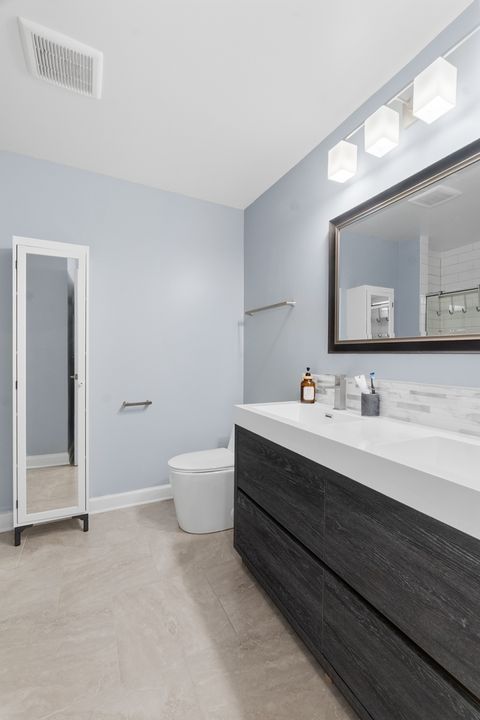 Tiny photo for 8 Rob Road, Mount Prospect, IL 60056 (MLS # 12624144)