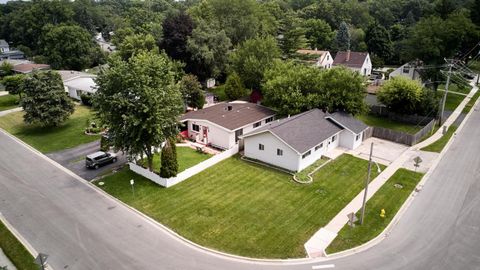 Tiny photo for 119 W Elmwood Avenue, West Chicago, IL 60185 (MLS # 12683041)