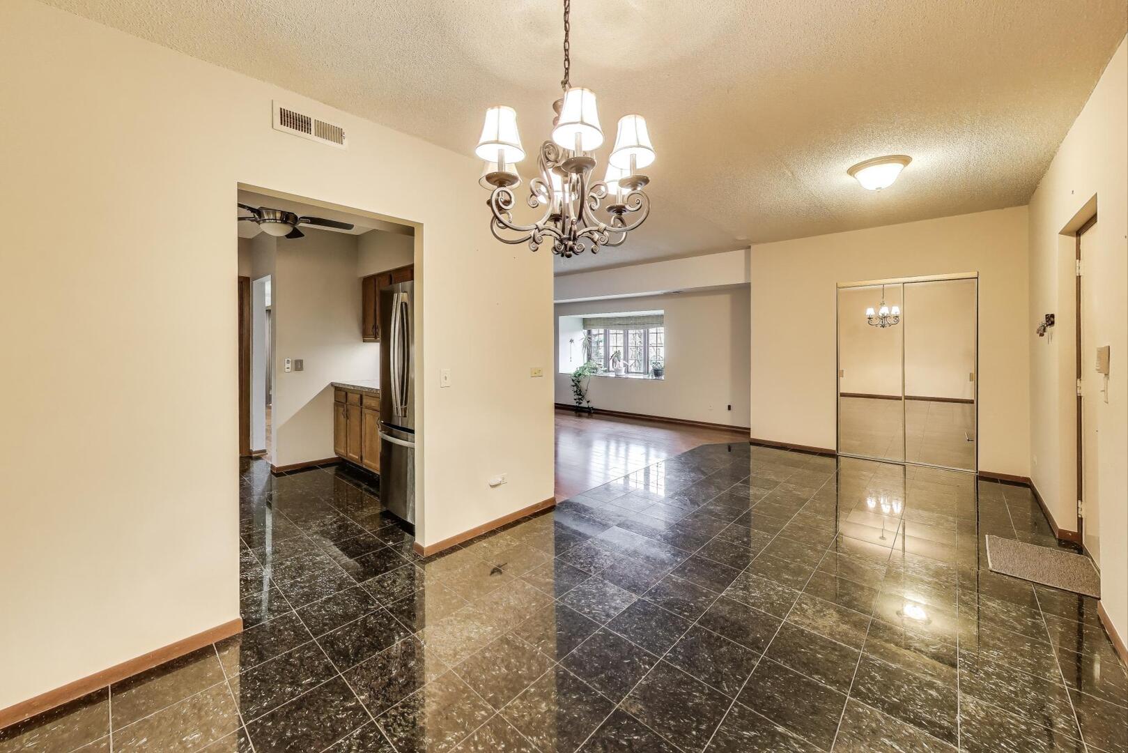 330 Highwood Avenue 2A