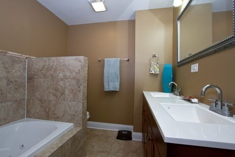 Tiny photo for 4755 S ST LAWRENCE Avenue #B3, Chicago, IL 60615 (MLS # 12582538)