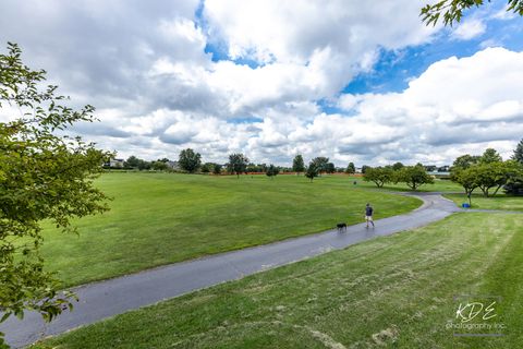 Tiny photo for 558 Pinebrook Drive, Bolingbrook, IL 60490 (MLS # 12455557)