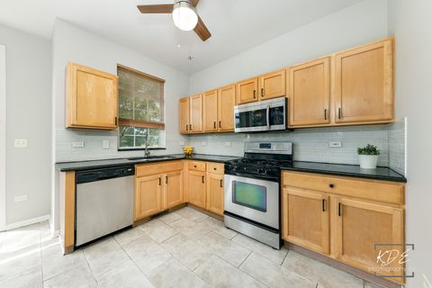 Tiny photo for 558 Pinebrook Drive, Bolingbrook, IL 60490 (MLS # 12455557)