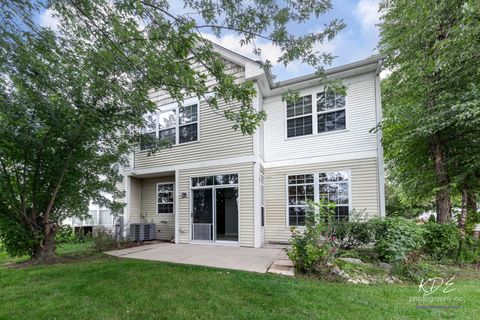 Tiny photo for 558 Pinebrook Drive, Bolingbrook, IL 60490 (MLS # 12455557)