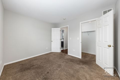 Tiny photo for 558 Pinebrook Drive, Bolingbrook, IL 60490 (MLS # 12455557)