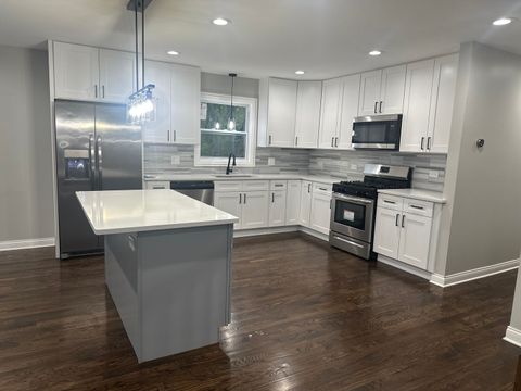 Tiny photo for 523 Circle Drive, University Park, IL 60484 (MLS # 12362160)